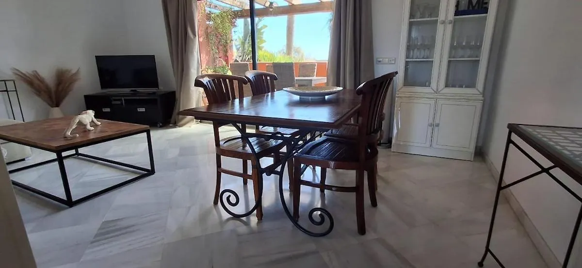 Seaview 2 Beds, La Colina Duquesa Apartman Manilva